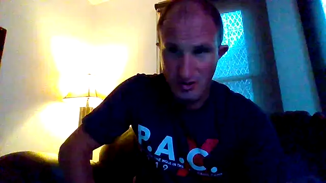 Snapshot of BJKing712 chatting on August 2026 11:31:02 PM BJKing712 online show from August 2026 11:31:02 PM