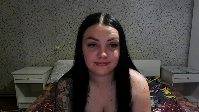 ElsaRay3 online show from August 2026 05:00:02 PM