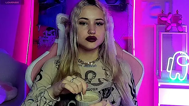LaslyAngel online show from July 2026 05:17:02 AM