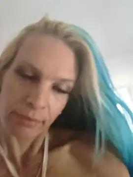 kisses4kaelie online show from July 2026 05:20:01 PM