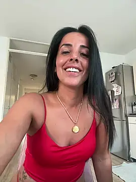 diamantje32 online show from July 2026 06:36:01 PM
