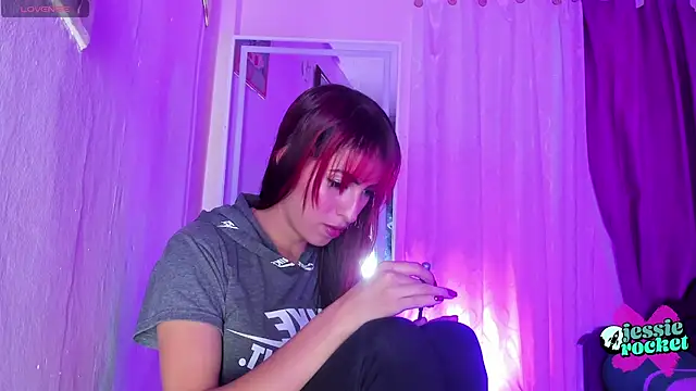 Snapshot of jessierocketx chatting on November 2025 01:54:01 AM jessierocketx online show from November 2025 01:54:01 AM