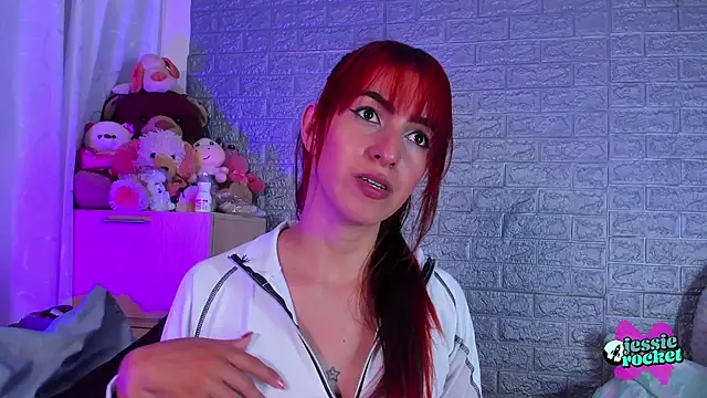 jessierocketx online show from September 2025 07:53:01 PM