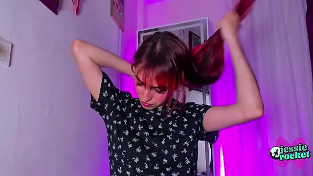 Snapshot of jessierocketx chatting on December 2025 12:00:01 AM jessierocketx online show from December 2025 12:00:01 AM