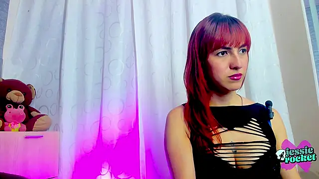 jessierocketx online show from April 2026 11:41:02 PM