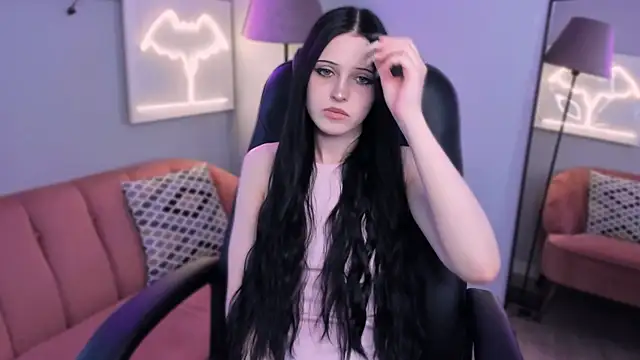 Snapshot of Chloe_Kingsley chatting on July 2026 07:05:01 AM Chloe Kingsley online show from July 2026 07:05:01 AM