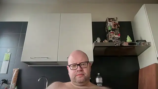 theitalianbear online show from March 2026 04:51:02 PM