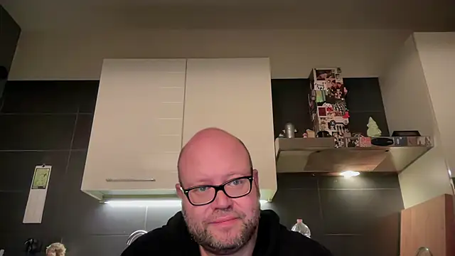 theitalianbear online show from April 2026 08:59:01 PM