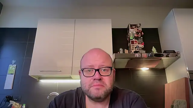 theitalianbear online show from May 2026 04:16:01 AM