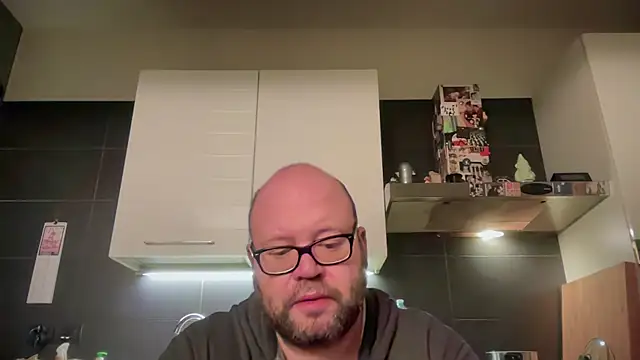 Snapshot of theitalianbear chatting on February 2026 05:57:02 PM theitalianbear online show from February 2026 05:57:02 PM