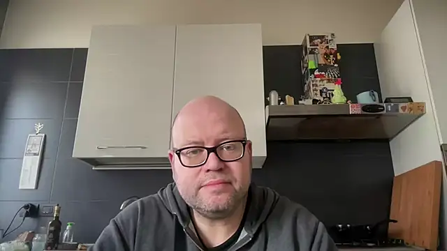 Snapshot of theitalianbear chatting on January 2025 01:35:02 PM theitalianbear online show from January 2025 01:35:02 PM