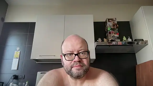 theitalianbear online show from June 2026 05:30:01 AM