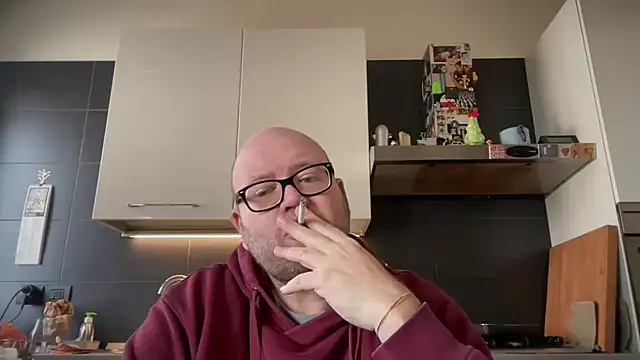 Snapshot of theitalianbear chatting on January 2025 10:30:01 AM theitalianbear online show from January 2025 10:30:01 AM
