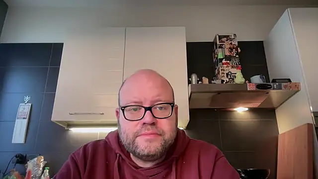 Snapshot of theitalianbear chatting on February 2025 07:23:01 AM theitalianbear online show from February 2025 07:23:01 AM