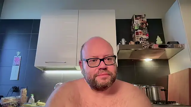 theitalianbear online show from April 2026 04:50:04 AM