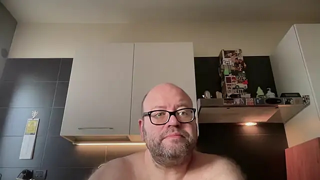 theitalianbear online show from June 2026 05:01:02 AM