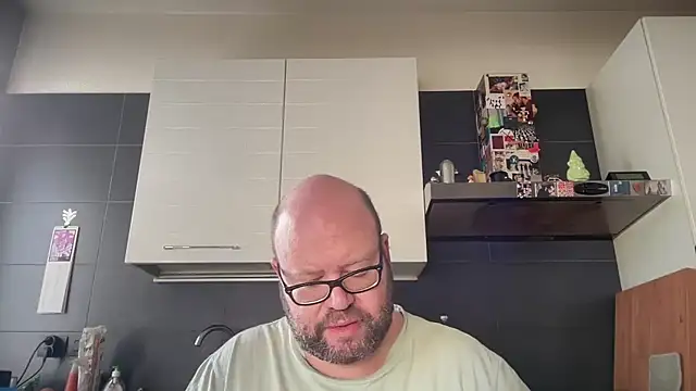 theitalianbear online show from April 2026 06:49:02 AM