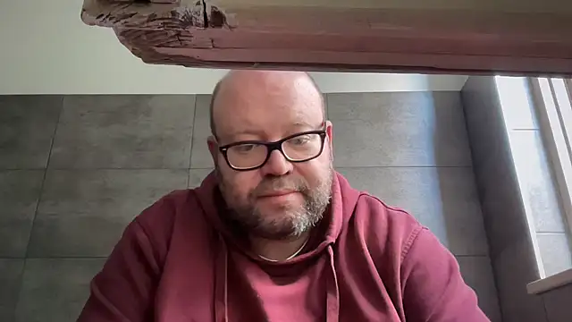 theitalianbear online show from April 2026 02:18:02 PM