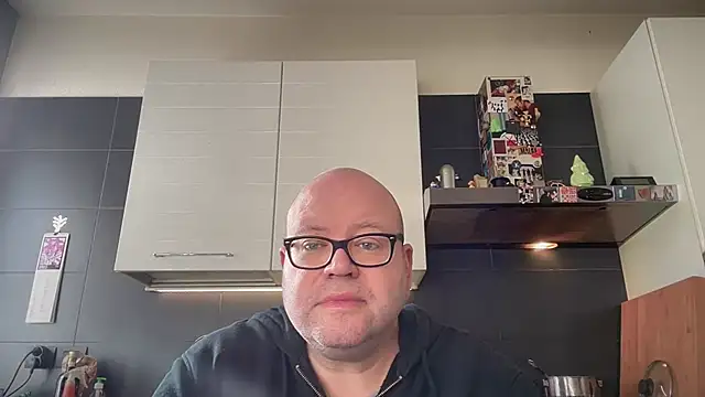 theitalianbear online show from April 2026 06:49:01 AM