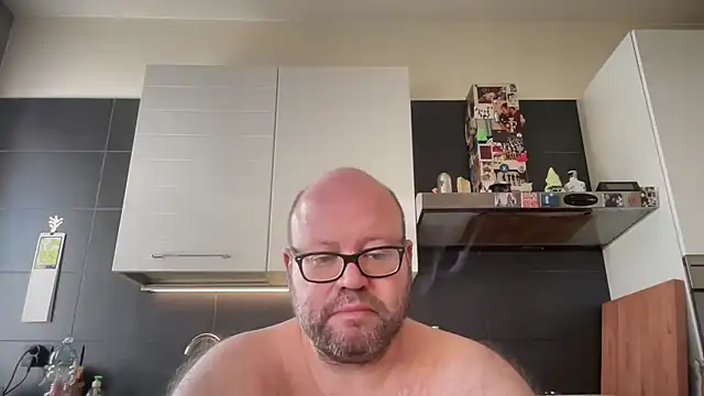 theitalianbear online show from May 2026 07:38:02 AM