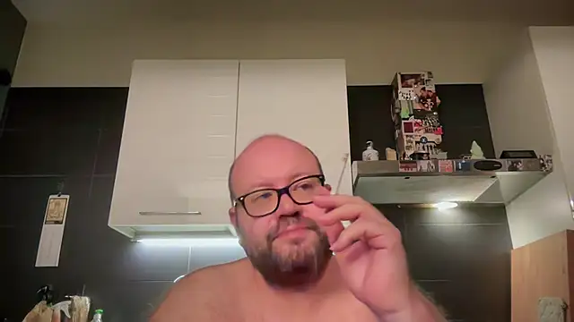 theitalianbear online show from June 2026 02:11:02 AM