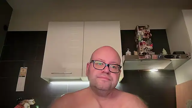 theitalianbear online show from June 2026 02:20:02 AM