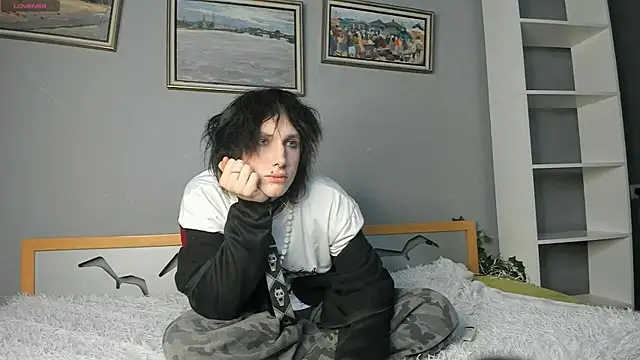 Ember Vixen online show from July 2026 09:54:01 PM