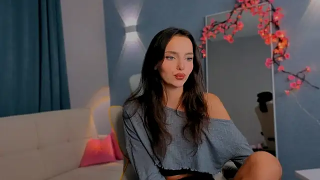starlightfury online show from July 2026 08:04:02 PM