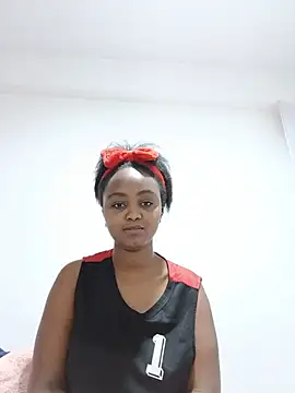 Prettyval77 online show from July 2026 06:53:01 AM