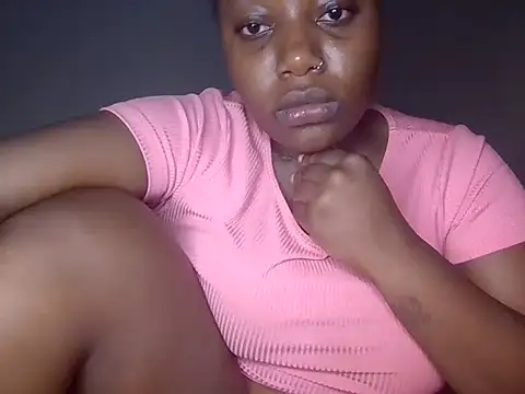 Snapshot of BerryyBliss chatting on July 2026 11:46:02 PM BerryyBliss online show from July 2026 11:46:02 PM