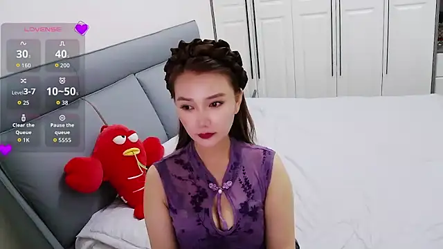 LucyLin-d2 online show from July 2026 07:48:02 AM