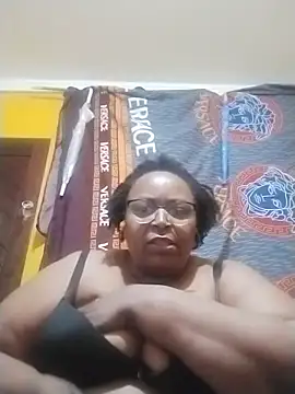 Snapshot of whewolfqueen chatting on August 2026 01:36:01 AM whewolfqueen online show from August 2026 01:36:01 AM