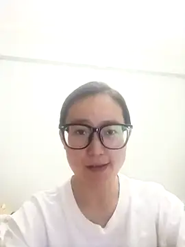 Snapshot of chenmu00 chatting on August 2026 11:52:02 AM chenmu00 online show from August 2026 11:52:02 AM