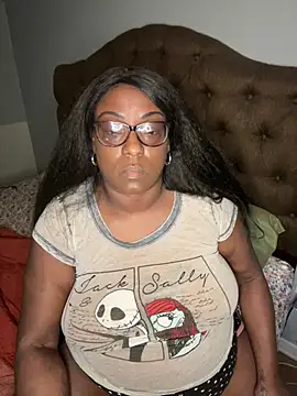 Goddessjulhmaple online show from July 2026 12:51:01 AM