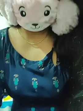 Anuhot190 online show from August 2026 07:08:01 PM