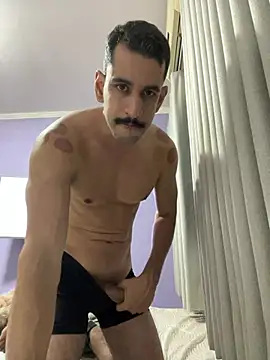 Raeuww online show from August 2026 05:06:02 AM