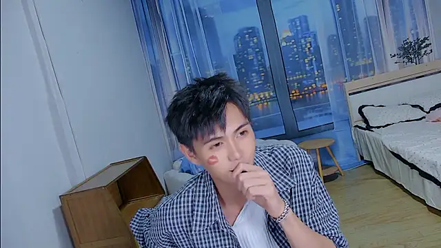 xiaoyang-FF online show from July 2026 06:20:01 PM