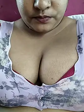 Snapshot of Saniya337 chatting on August 2026 05:35:01 AM Saniya337 online show from August 2026 05:35:01 AM