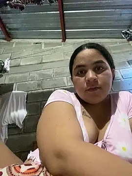 laura1999love online show from July 2026 06:29:01 PM