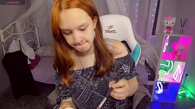 Snapshot of AmelieBailey chatting on August 2026 06:51:01 AM AmelieBailey online show from August 2026 06:51:01 AM