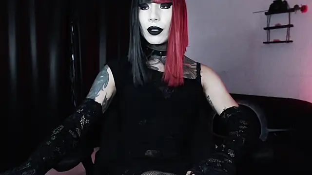 april simons2 online show from February 2026 12:07:01 PM