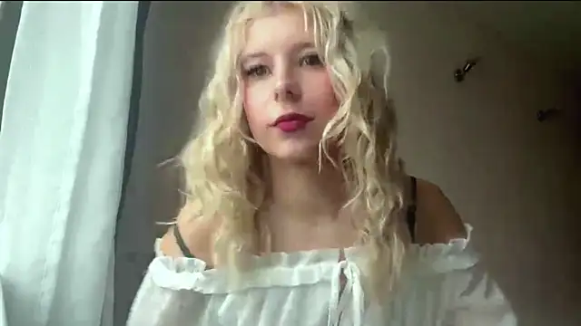 LaniDabato online show from July 2026 08:35:02 AM