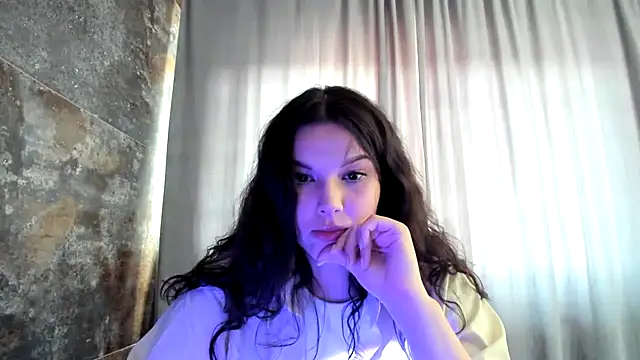 Veronika5404 online show from August 2026 05:08:01 PM