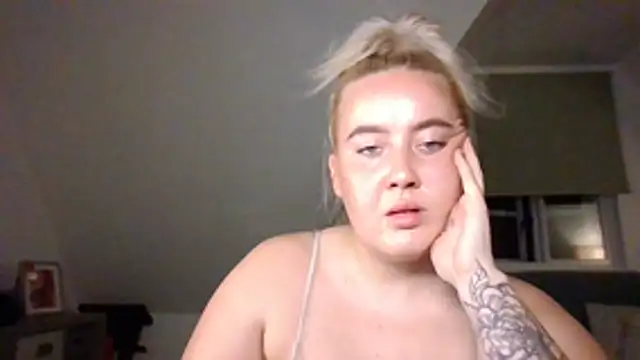 ItsHarleyMonroe online show from August 2026 09:19:02 PM