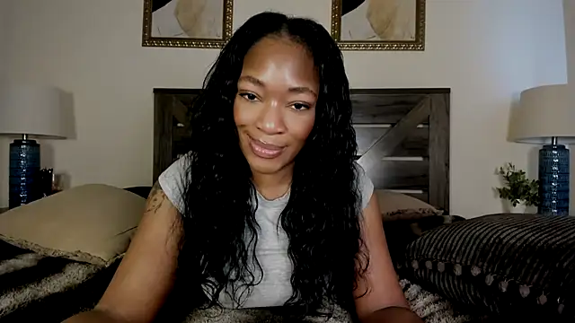 Snapshot of nicolesolace chatting on May 2026 09:25:02 PM nicolesolace online show from May 2026 09:25:02 PM