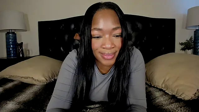 nicolesolace online show from March 2026 09:05:02 PM