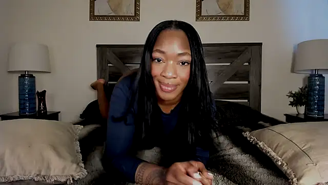 nicolesolace online show from April 2026 09:10:01 PM