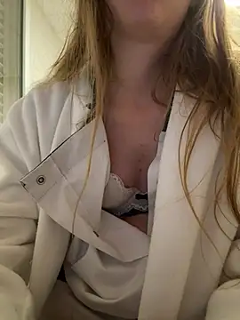 sandy love689 online show from July 2026 12:32:02 AM