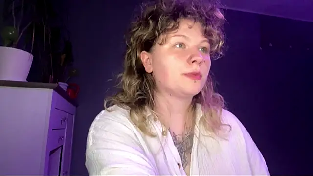 AlinaSexyTeen online show from July 2026 11:48:02 PM