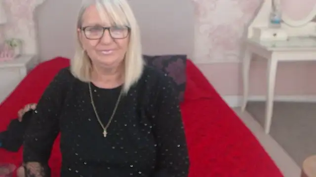LadyAlana online show from June 2026 09:56:01 PM